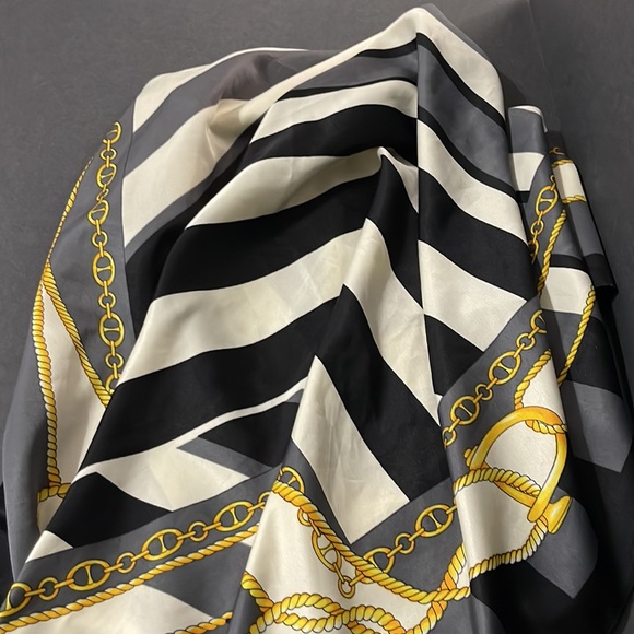 DRESSY SCARF YELLOW BLACK AND GRAY SCARF - Picture 3 of 14